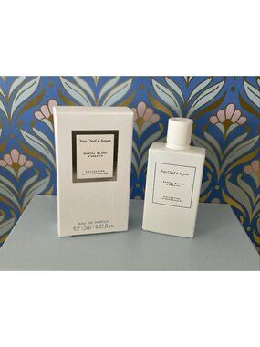 Van Cleef & Arpels SANTAL BLANC Eau de Parfum Perfume Mini Travel .25 oz / 7.5ml